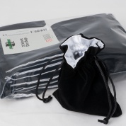 Bolsa de Terciopelo Negro con Interior Blanco 100 X 120 mm